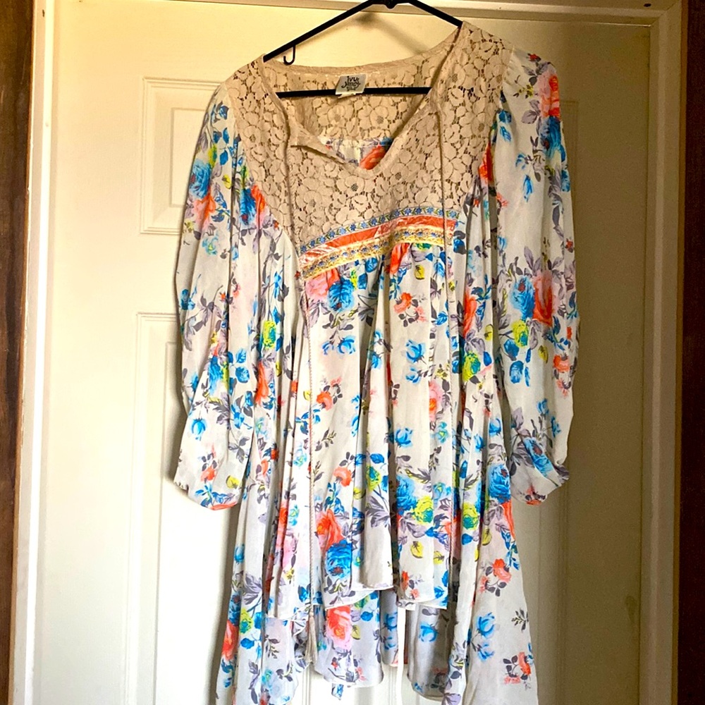 Ivy Jane Tassle Top